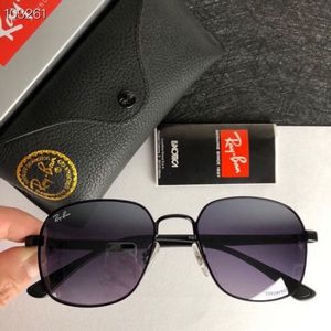 Ray-Ban Sunglasses 672